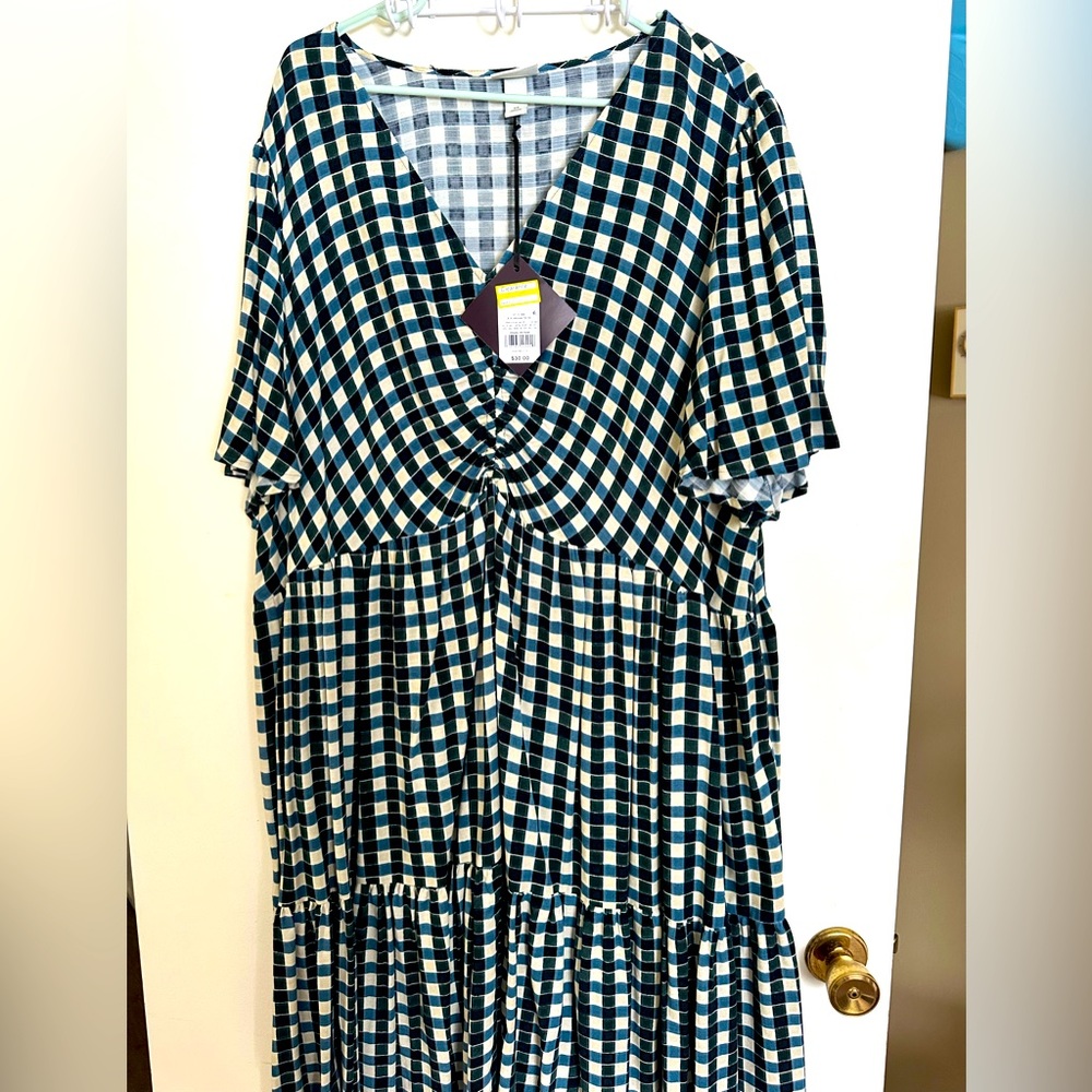 Ava & Viv dress, short flutter sleeves NWT